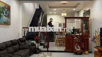 Bán gấp nhà đẹp 4m -18m Mỹ Hạnh Nam - Long An, giá chỉ 295 triệu