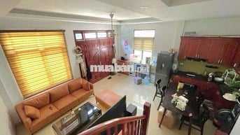 Bán nhà lô góc ô tô 7 chỗ đỗ cửa 36m² Bát Khối, Long Biên giá hấp dẫn