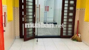 NHÀ NGUYÊN CĂN MẶT TIỀN HẺM CÁCH ĐƯỜNG CHÍNH 20 MÉT QUANG TRUNG  GOVAP