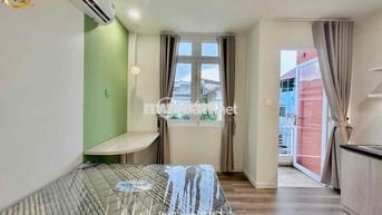🥰CHDV BAN CÔNG MỚI 100%_CHỈ TÍNH ĐIỆN_NGAY BỜ KÈ TRƯỜNG SA_PXL
