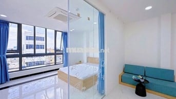Thuê Căn Hộ 1PN 1PK Cao Cấp Đinh Bộ Lĩnh Gần Ngã Tư Hàng Xanh