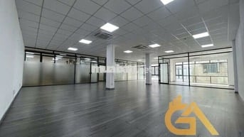 Cho thuê văn phòng đường Phan Đăng Lưu dt 160m²