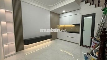 Bán Nhà Kim Ngưu 20M x 5T, MT: 4,4M Giá 5,2 Tỷ. Full nội thất, Ở ngay.