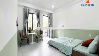 CHO THUÊ CĂN HỘ CHUNG CƯ MINI BAN CÔNG NGAY SVĐ HOA LƯ QUẬN 1 GIÁ RẺ