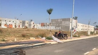 BỎ 800 TRIỆU GIỮ ĐẤT VÀNG NGAY KCN TÂN UYÊN DT LÊN TỚI 350M2