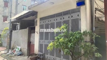 Bán nhà Cấp 4 Đường Tựu Liệt.  DT 38m2 (Sổ Đỏ) Giá bán 280tr/m2. Đang