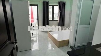 Phòng ban công lớn - Full nội thất - Ngay Chợ Lớn Q5