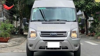 Ford Transit Luxury 2019 siêu cọp