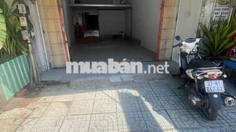NHÀ THUÊ MTKD VƯỜN LÀI.DT:4 X 25 Trệt lửng 1PN 1WC