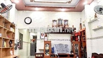 NHỈNH 2 TỶ GẦN PHAN VĂN HỚN DT 71m2 ĐƯỜNG XE TẢI SỔ RIÊNG