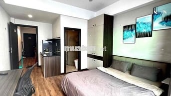 Căn Hộ Studio Ban Công 28m2 - Máy Giặt Riêng - Ngay Ngã Tư Phú Nhuận