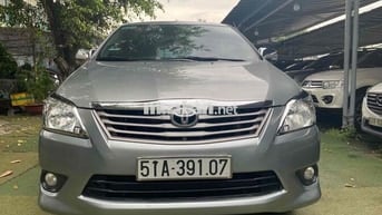 Toyota Innova 2012 G - AT