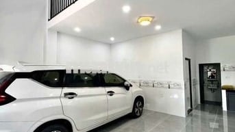 GẤP - NHÀ 2 TẦNG -NGANG 6M -Ô TÔ NGỦ TRONG NHÀ - GIÁP TÂN PHÚ - 60M²