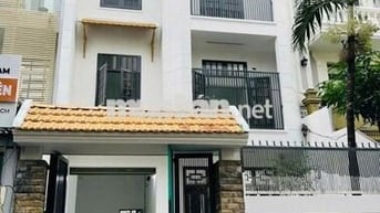 🏡 Cho Thuê Nhà HXH Đồng Đen_7x20m, 3 Lầu Nội Thất Cơ Bản, Máy Lạnh.