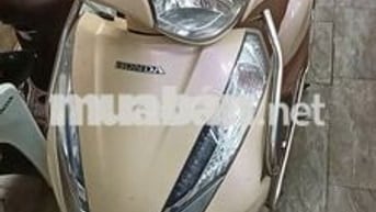 Xe máy Honda Lead màu vàng be 2017 đã dùng
