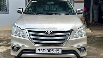 TOYOTA INNOVA 2016 MT