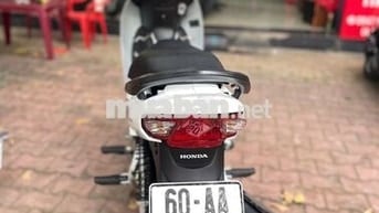 Xe máy Honda Wave A 2023 màu trắng