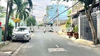 Bán nhà mặt tiền 95M2, 5×19M, CN đủ, sổ vuông A4, sang tên ngay.
