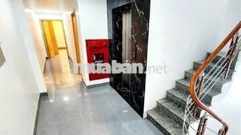 Cần bán nhà rộng nhất phố Yên Hoà 64m2 - 5 Tầng thang máy