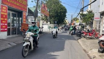 TRƯỜNG THỌ: BÁN ĐẤT TẶNG NHÀ CẤP 4 – XE HƠI TỚI CỬA – CHỈ ~70TR/M²
