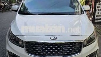 BÁN SEDONA MÁY DẦU 2020