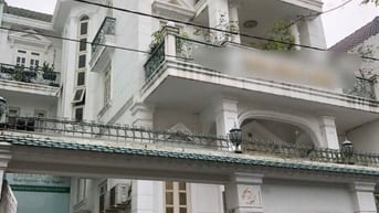 Biệt thự mặt tiền khu Nguyễn Thông 12x20m, 4 tầng, 150 triệu/tháng
