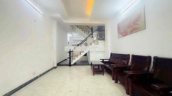 NHÀ 2 MẶT TIỀN HẺM TRƯỚC SAU – THÔNG THOÁNG – 55M² NGAY TRUNG  TÂM Q7