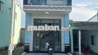 BÁN NHÀ: Mặt tiền Suối Lội 3PN + 1PK + 2WC - SHR