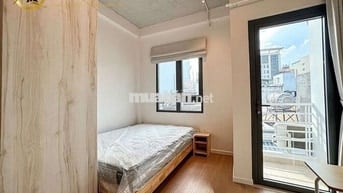Căn hộ full nội thất ban công thoáng mát BẾN VÂN ĐỒN Quận 4