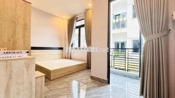 Căn hộ 1PN tách bếp - ban công ngay khu ẩm thực Phan Xích Long giáp Q1