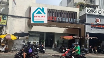 Cho thuê Nhà mặt tiền : 207 Tô Hiến Thành, Phường 13, Quận 10