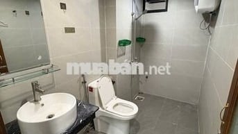 Cho thuê căn hộ 2pn giá chỉ 6.5 triệu full nội thất, cổng trường FPT