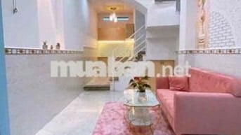 nhà 1 trệt 1 lầu hẻm xe hơi 3x8 đẹp mê li q12