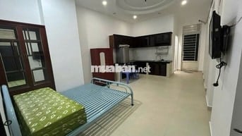 CHO THUÊ PHÒNG 50M2 (PHÒNG TẦNG TRỆT BAO GỒM SÂN SAU),P.22, BÌNH THẠNH