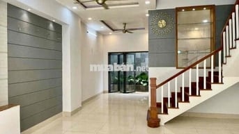 Biệt Thự Mini giáp EAON Tân Phú 3Lầu 6PN đường lớn.