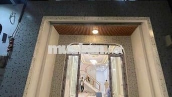 NHÀ 2 TẦNG ĐẸP MỚI TOANH (3,1m x 16m) BTĐ B TÂN GẦN NGÃ TƯ 4 XÃ