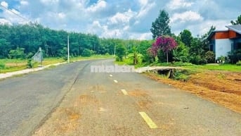 Bán đất nền ngay thị trấn, vị trí đẹp giá siêu yêu thương!