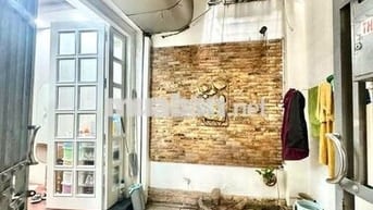 NHÀ HOÀNG HOA THÁM 45M-4 TẦNG-8,5 TỶ-CÁCH PHỐ 20M-HAI THOÁNG.