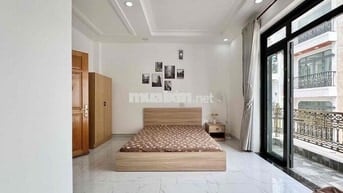 CHO THUÊ PHÒNG TRỌ QUẬN 10, BAN CÔNG, ĐẦY ĐỦ NỘI THẤT GẦN VẠN HẠNH MAL
