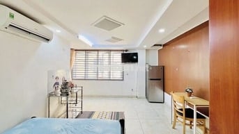 PHÒNG CỬA SỔ THOÁNG NỘI THẤT ĐẦY ĐỦ PHAN HUY ÍCH GIAO TRƯỜNG CHINH