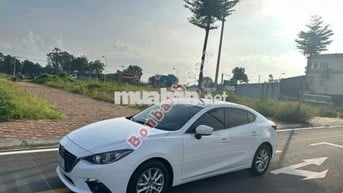 Mazda 3 1.5 AT 2016
