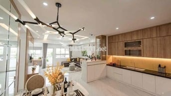 Căn góc 114m2 3PN Sunshine Sky City Quận 7 View sông tuyệt đẹp giá 6 t