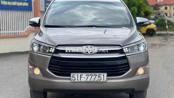Toyota Innova 2016 2.0V mầu đồng ánh kim rất đẹp