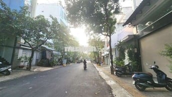 Bán Gấp, Nhà 3 Tầng BTCT, Hẻm Nguyễn Thị Thập Thông Đường Số Hơn 6 Tỷ