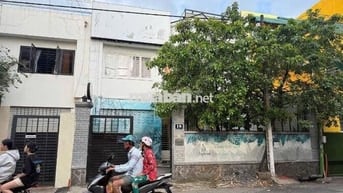 Mặt tiền Hoàng Dư Khương ngang 14m; 2 tầng+ ST giá chỉ 55 triệu