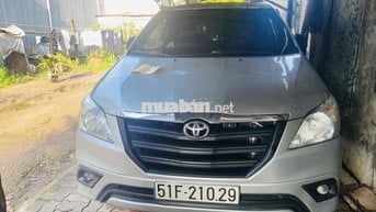 Toyota Innova 2015 2.0E - 250000 km