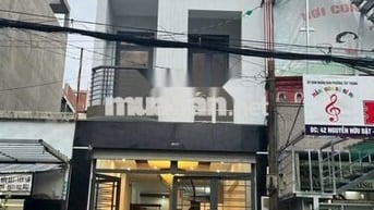 Cho thuê nhà mặt tiền đường Lê Văn Sỹ, dt 4x18 trệt 2 lầu