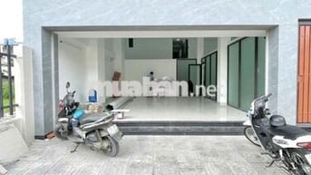 CHO THUÊ MẶT BẰNG KINH DOANH HẺM Ô TÔ SÂN RỘNG