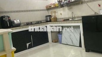 Nhà mới ,hẻm 6m 3pn 2wc .nguyên văn quá