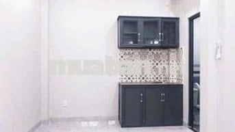 PHÒNG SẴN MÁY LẠNH + KỆ BẾP, SẠCH SẼ, CÓ NVS RIÊNG, SÁT CẦU CHỮ Y